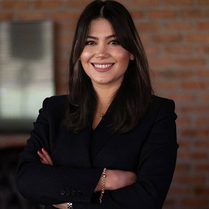 Betül Arat Özçelik